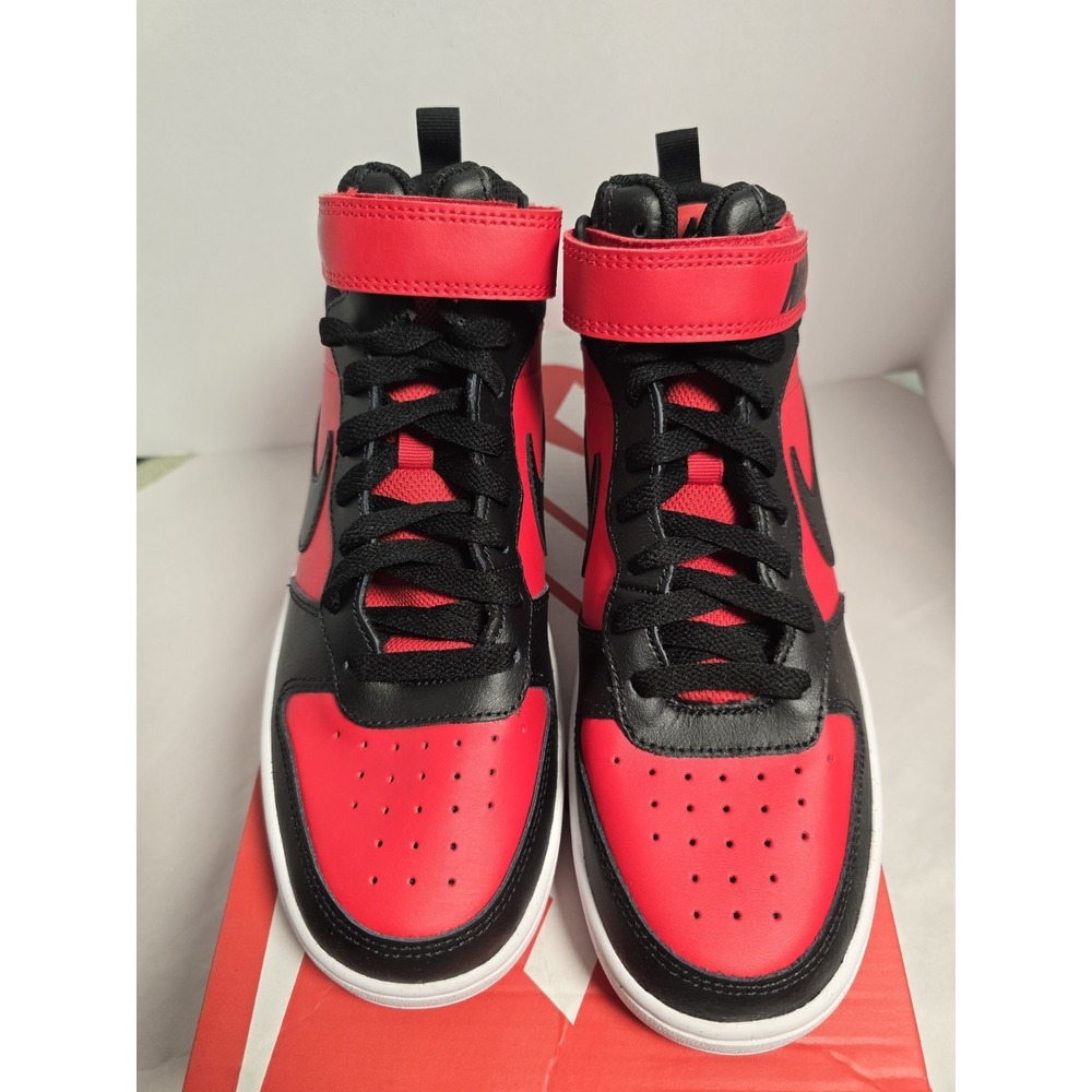 NIKE KIDS BOY OR GIRLS BIG KID COURT BOROUGH 2 MID SNEAKER Size 7Y